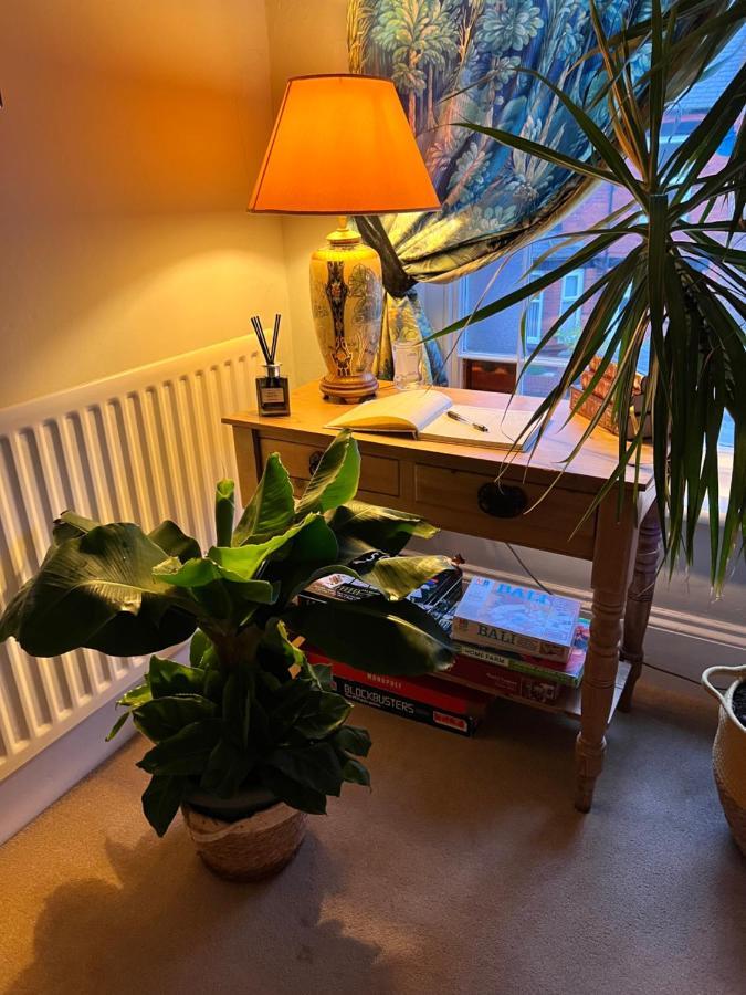 Ferienwohnung The Badger Set Hinderwell Exterior foto
