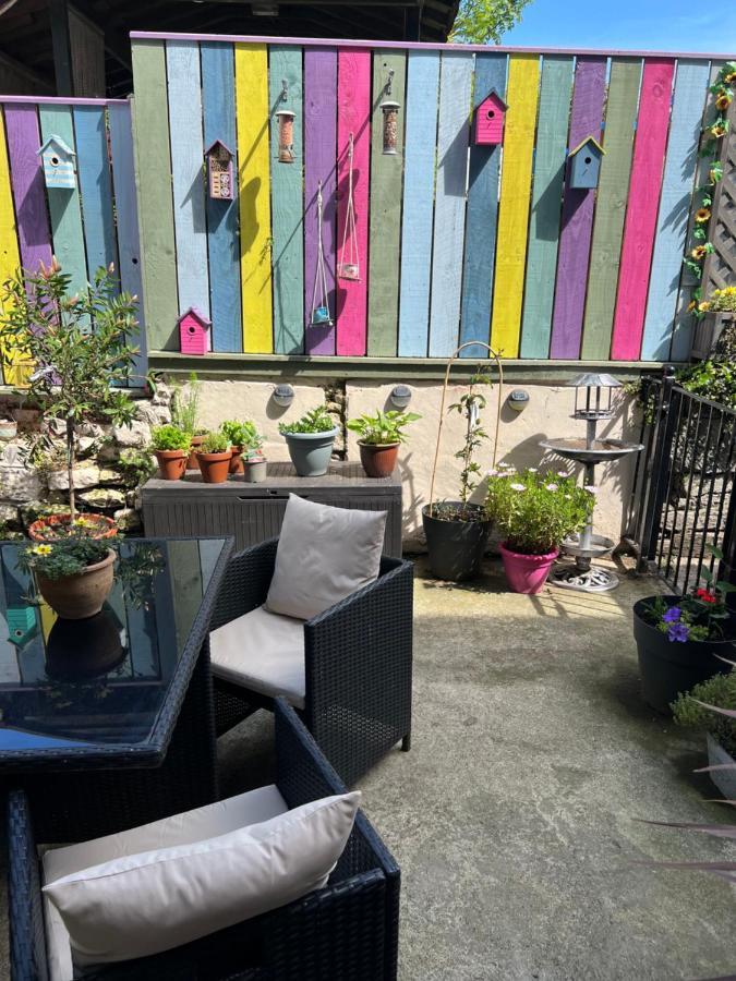 Ferienwohnung The Badger Set Hinderwell Exterior foto
